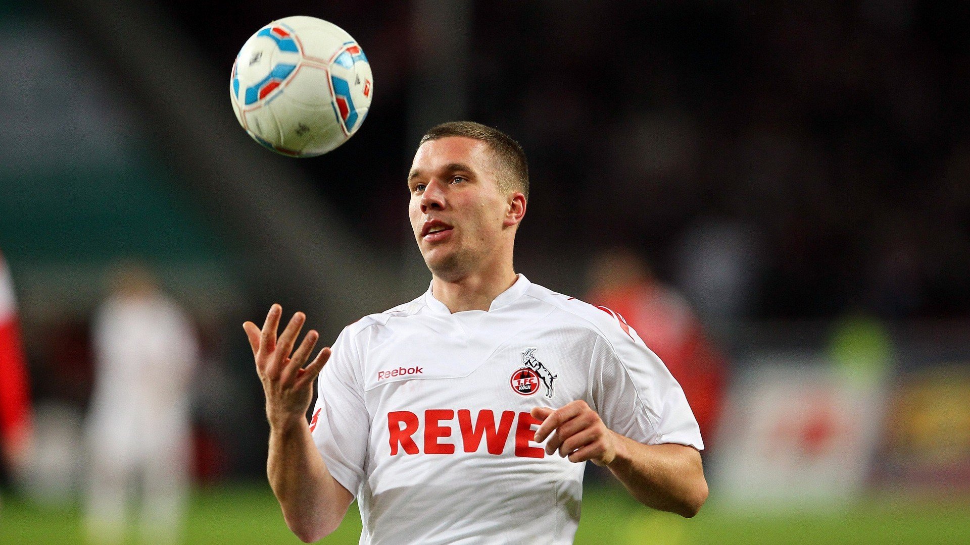 球迷自制短视频:最感人、最激励人心的现场瞬间,足球球迷的视频