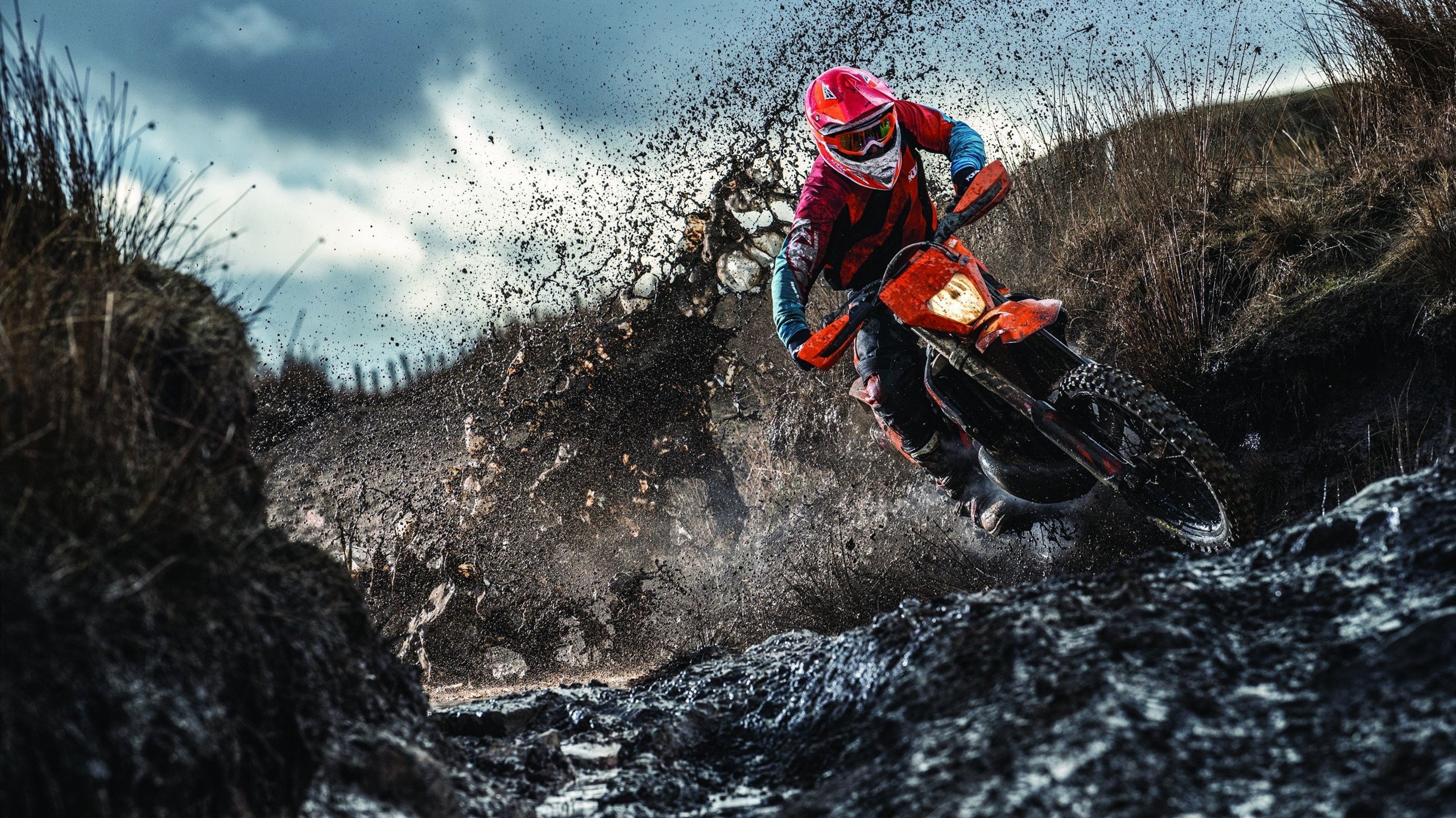 西甲赛场出现多场高难度进球,技艺超群,西甲赛季进球