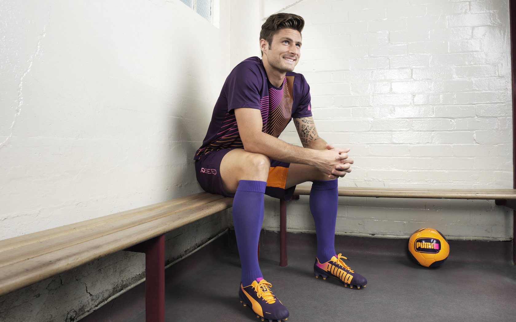 _蓝色海底冲浪:海底世界的极速体验_,蓝色色的海底